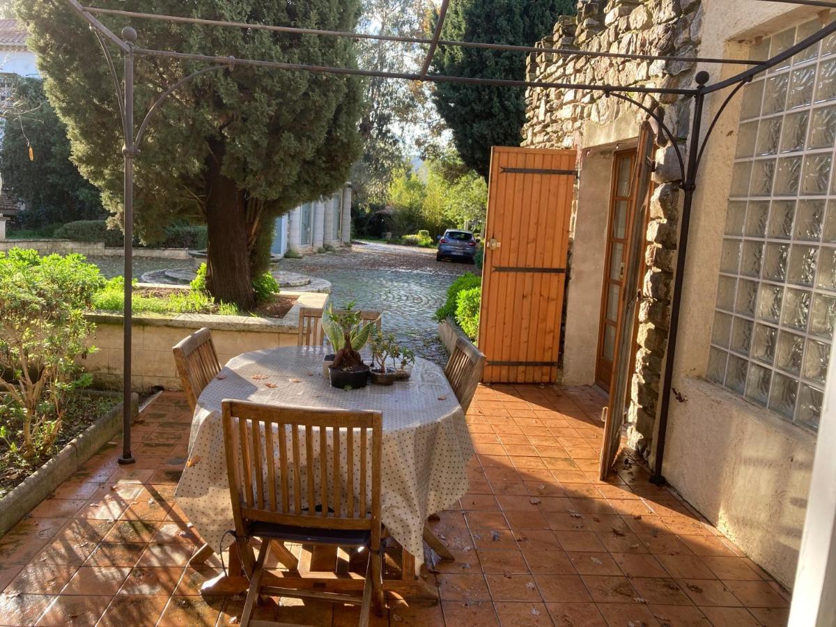 Gite Encore Un Soir Hyeres Ngoại thất bức ảnh