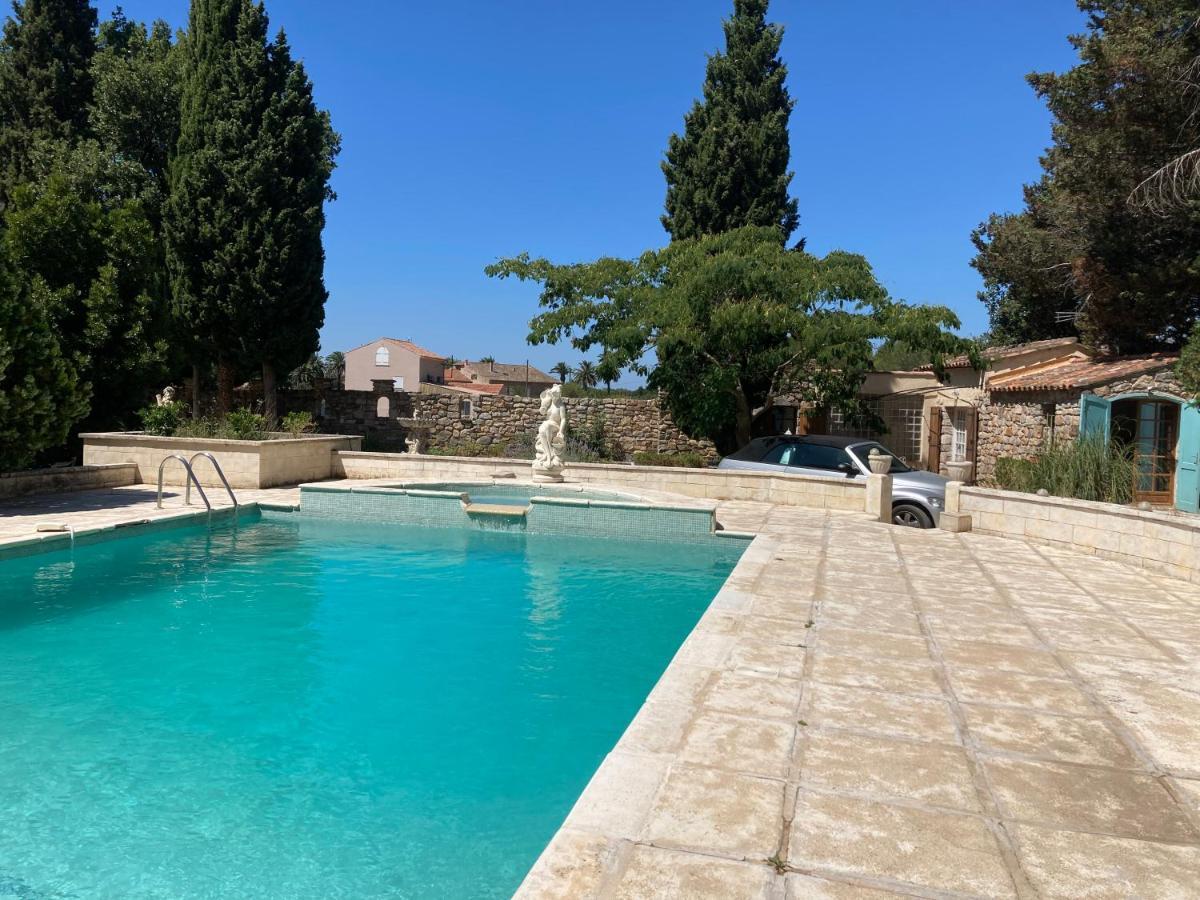 Gite Encore Un Soir Hyeres Ngoại thất bức ảnh