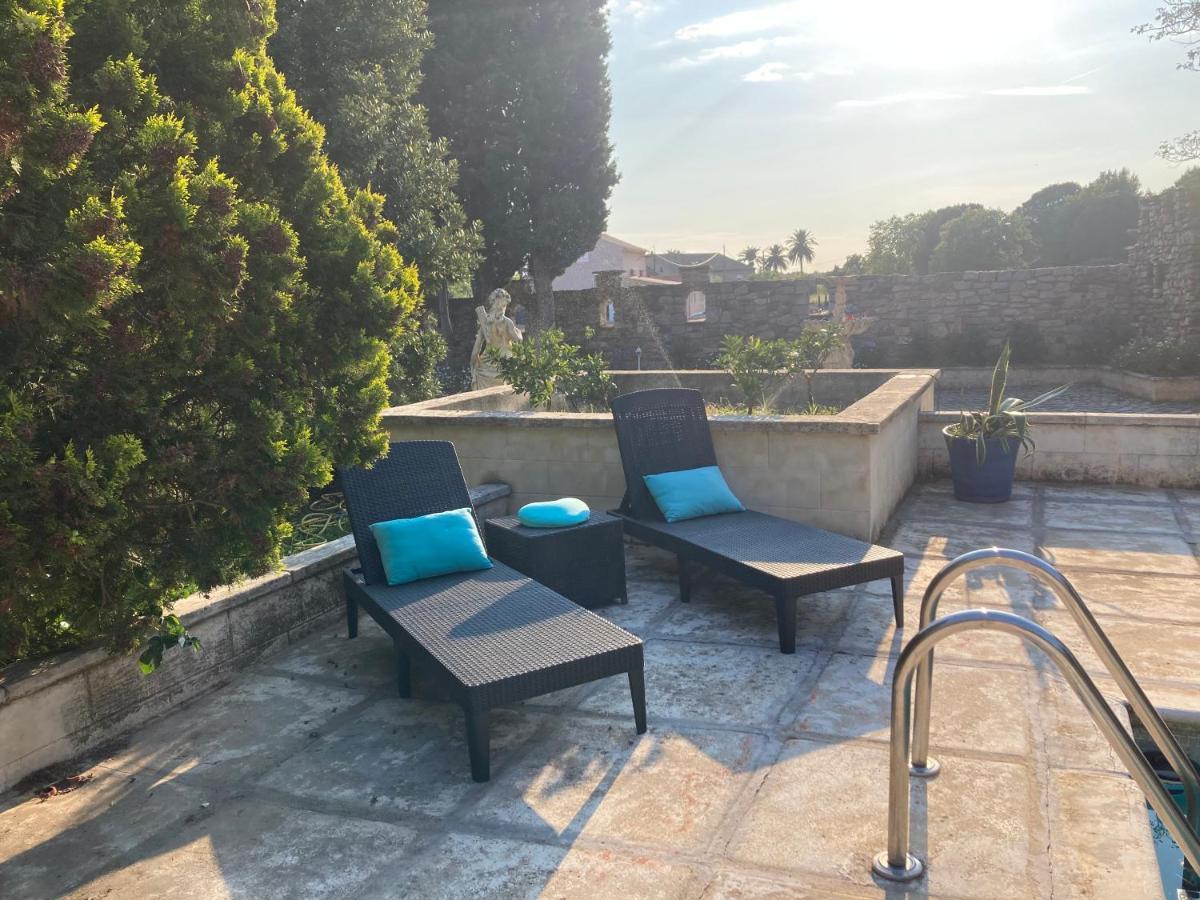Gite Encore Un Soir Hyeres Ngoại thất bức ảnh